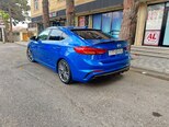 Hyundai Elantra-19