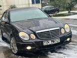 Mercedes E 220-2