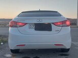 Hyundai Elantra-3