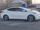 Hyundai Elantra-7