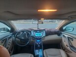 Hyundai Elantra-8