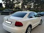 Volkswagen Polo-7