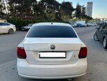 Volkswagen Polo-5