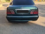 Mercedes E 270-7