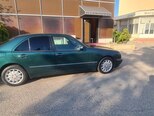 Mercedes E 270-4