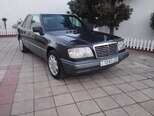 Mercedes E 220-1