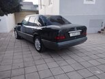 Mercedes E 220-2