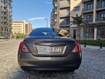 Nissan Sunny-4