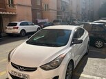 Hyundai Elantra-1