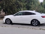 Honda Insight-5