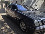 Mercedes E 220-2