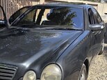 Mercedes E 220-3