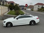 Mercedes E 220 d-6