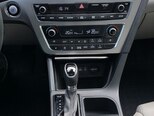Hyundai Sonata-8