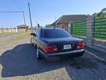 Mercedes E 200-3
