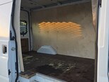 Ford Transit-18
