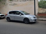 Nissan Tiida-2