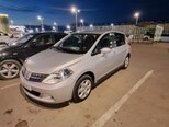 Nissan Tiida-7