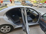 Mercedes E 240-11