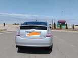 Toyota Prius-2