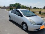 Toyota Prius-5