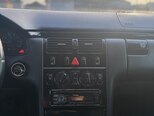 Mercedes E 220-9