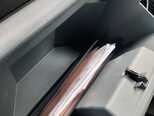 Ford Transit-16
