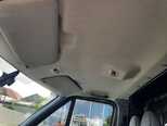 Ford Transit-21