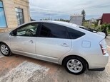 Toyota Prius-4