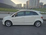 Mercedes B 200-3