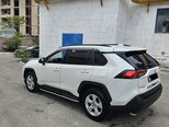 Toyota RAV4-9