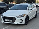 Hyundai Elantra-3