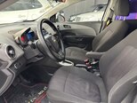 Chevrolet Aveo-12