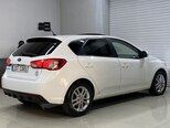 Kia Cerato-11