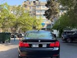 BMW 740-2
