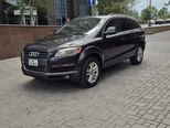 Audi Q7-12