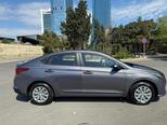 Hyundai Accent-7