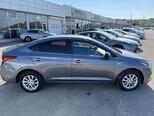Hyundai Accent-7