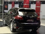 Porsche Cayenne-9