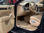 Porsche Cayenne-8