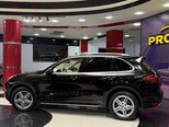 Porsche Cayenne-6