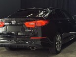 Kia Optima-4