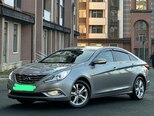 Hyundai Sonata-1