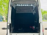 Ford Transit-8