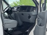 Ford Transit-11