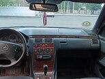 Mercedes E 220-9