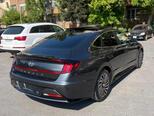 Hyundai Sonata-6