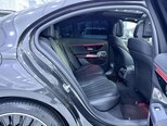 Mercedes E 300 e 4MATIC-13