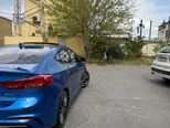 Hyundai Elantra-4
