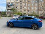 Hyundai Elantra-6